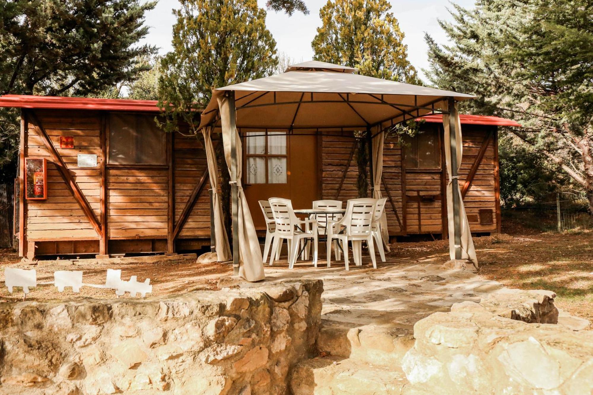 Camping Castillo De Loarre Εξωτερικό φωτογραφία