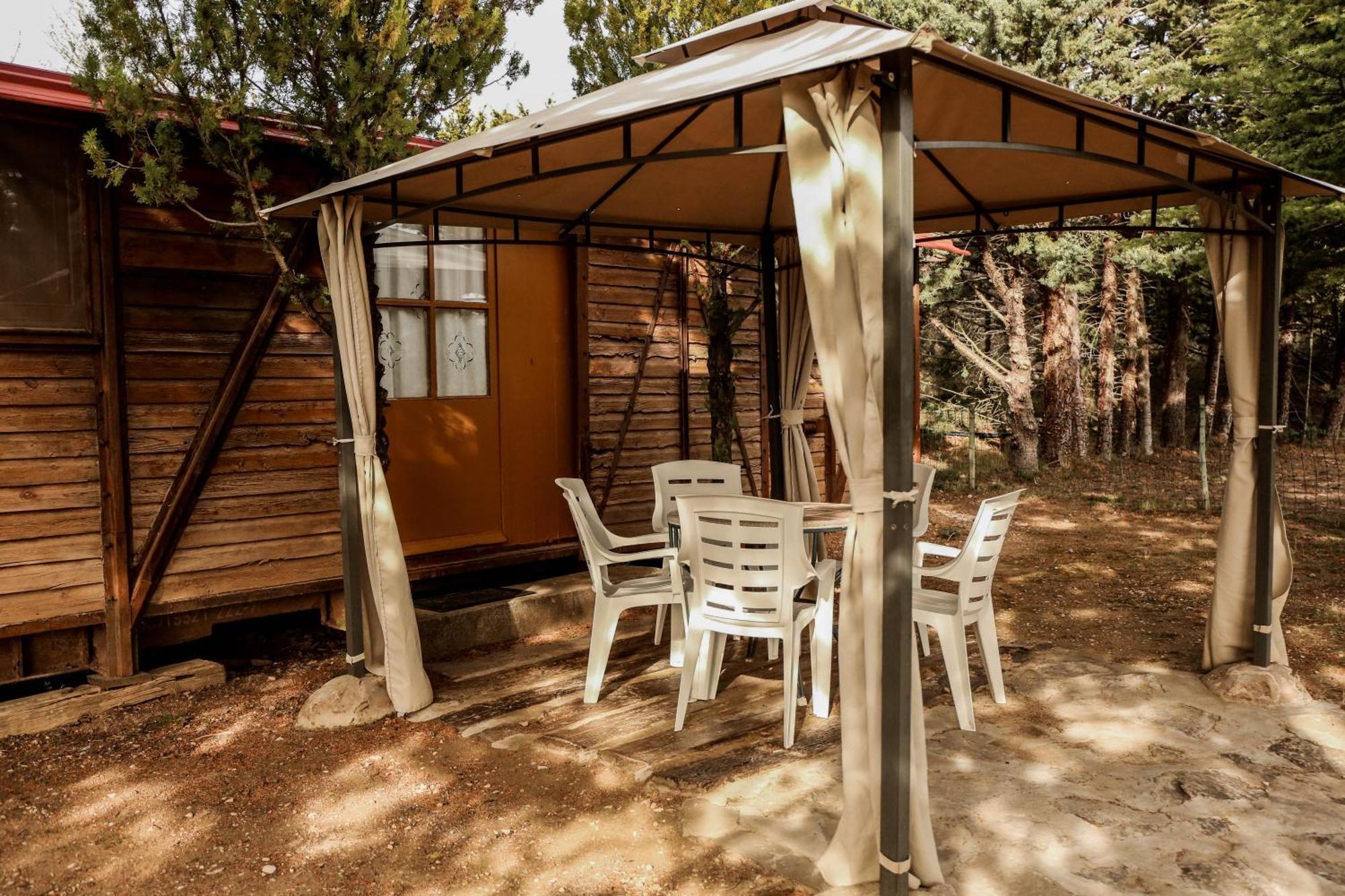 Camping Castillo De Loarre Εξωτερικό φωτογραφία