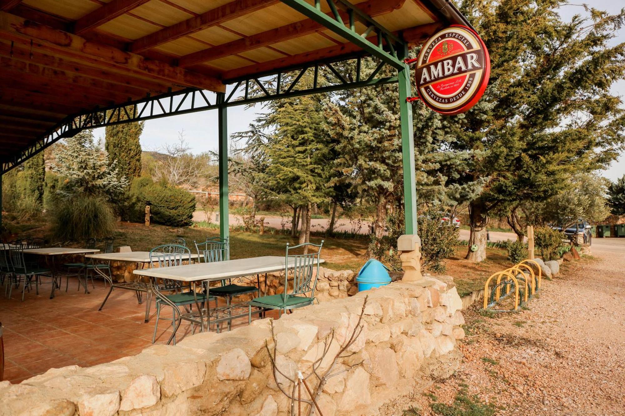Camping Castillo De Loarre Εξωτερικό φωτογραφία