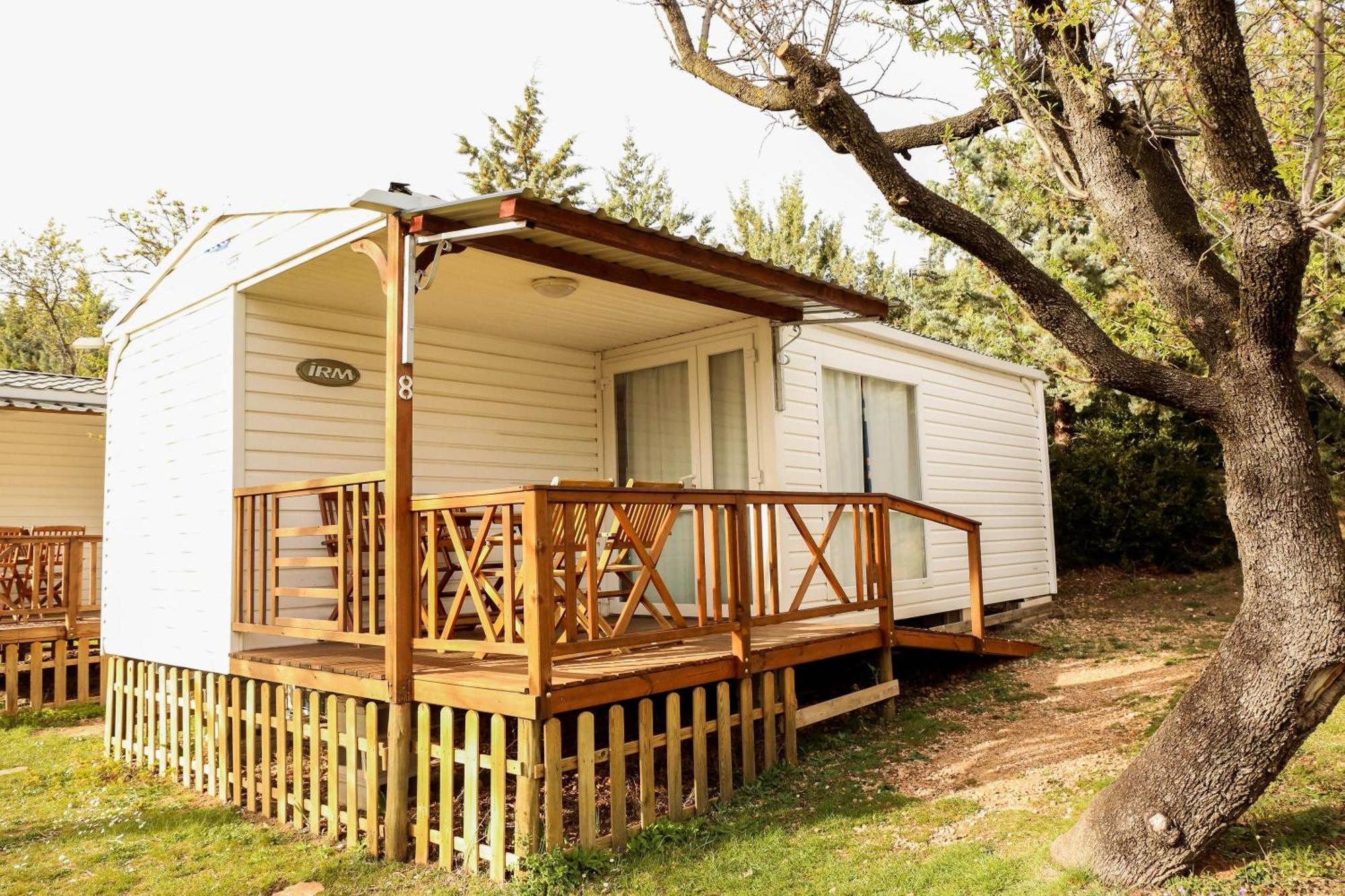 Camping Castillo De Loarre Εξωτερικό φωτογραφία