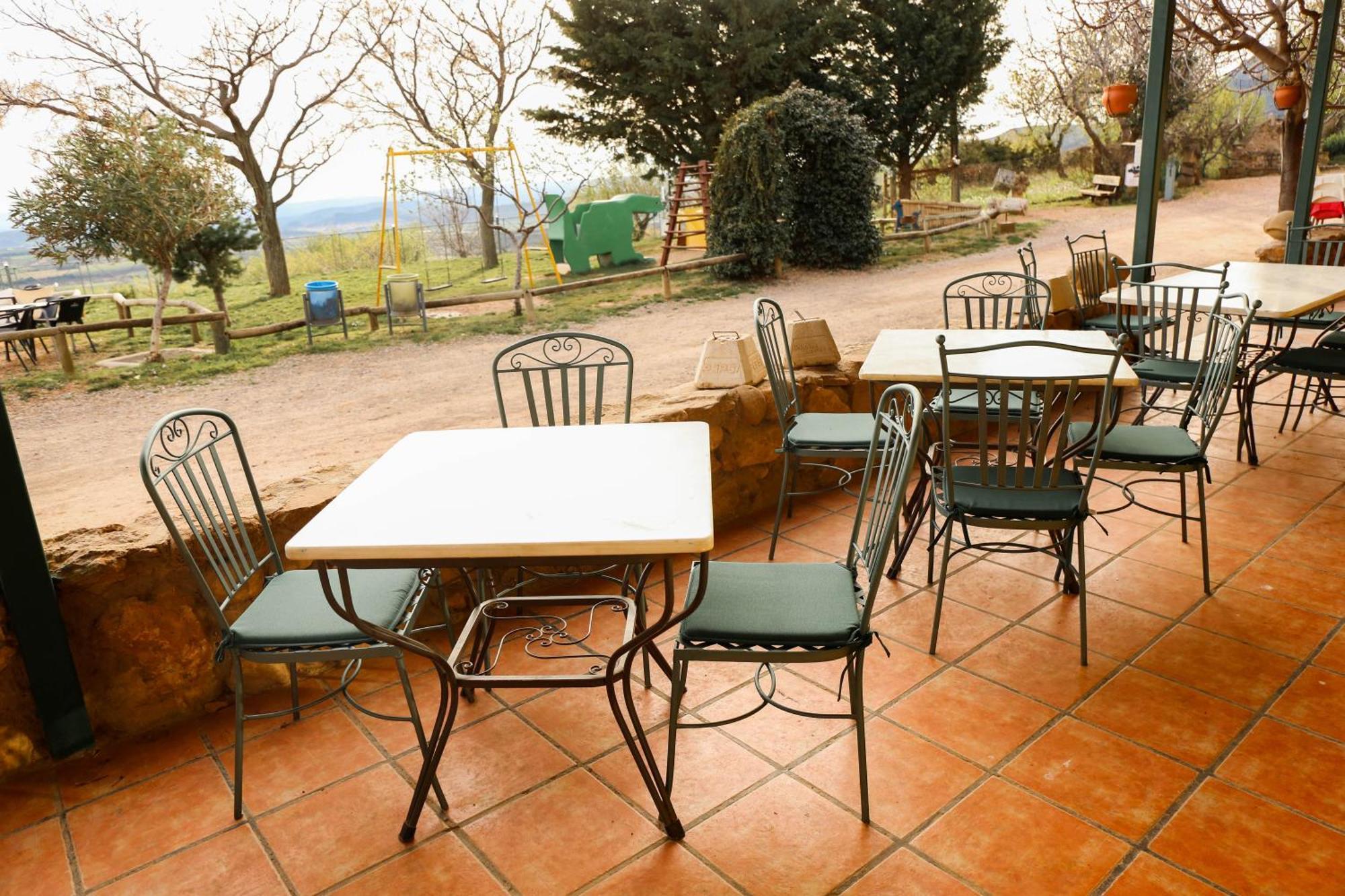 Camping Castillo De Loarre Εξωτερικό φωτογραφία