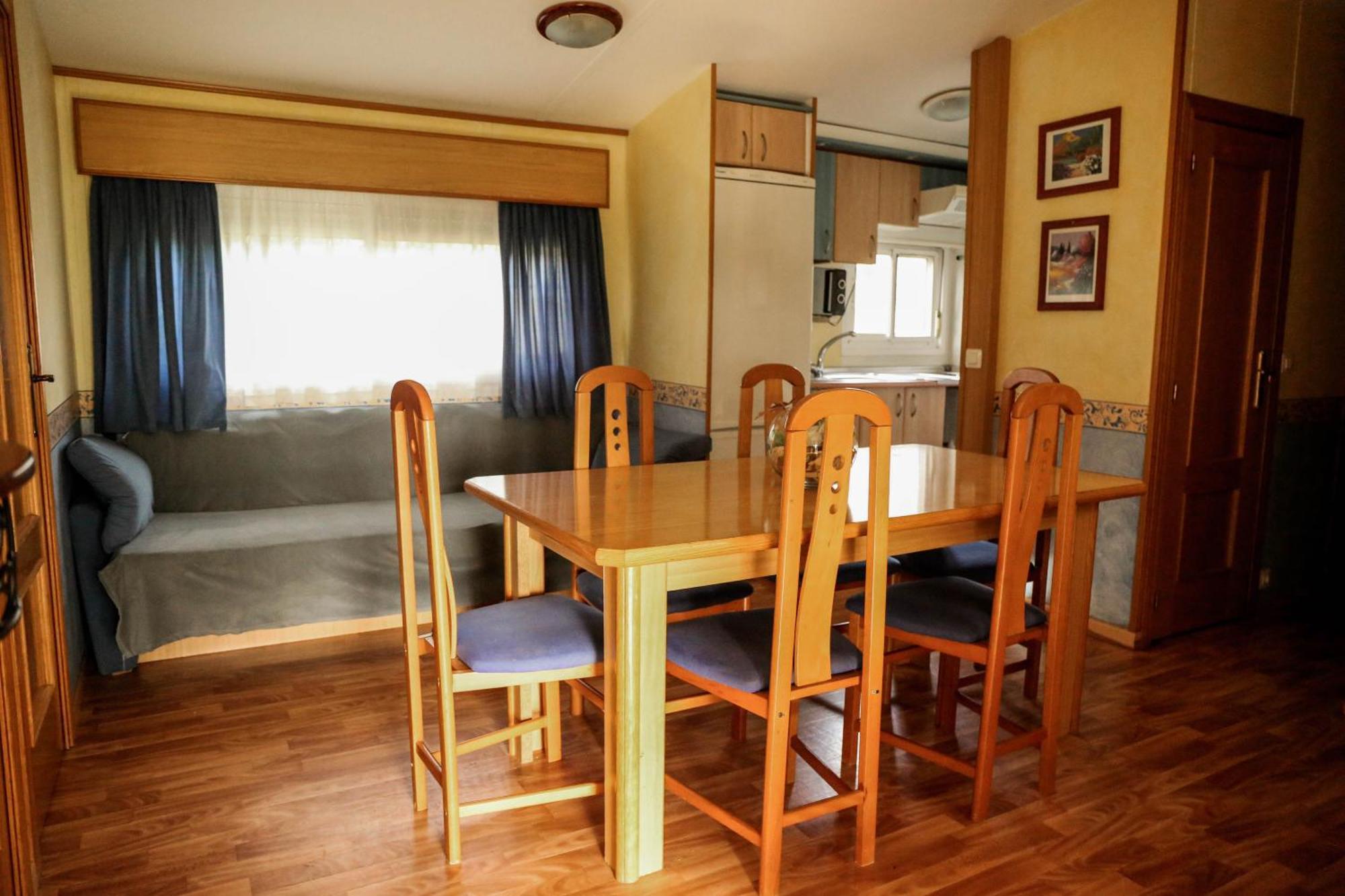 Camping Castillo De Loarre Εξωτερικό φωτογραφία