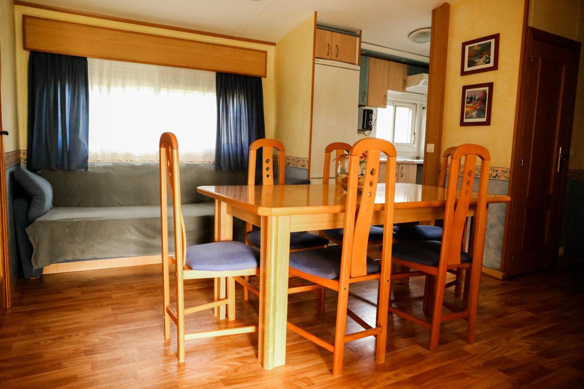Camping Castillo De Loarre Εξωτερικό φωτογραφία