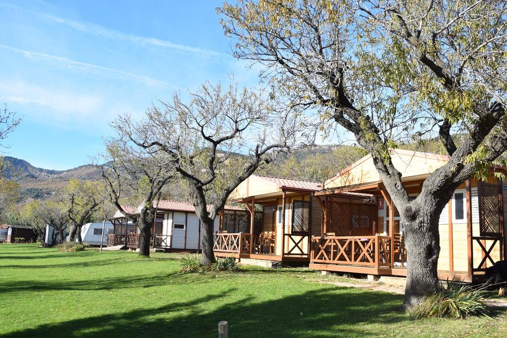 Camping Castillo De Loarre Εξωτερικό φωτογραφία